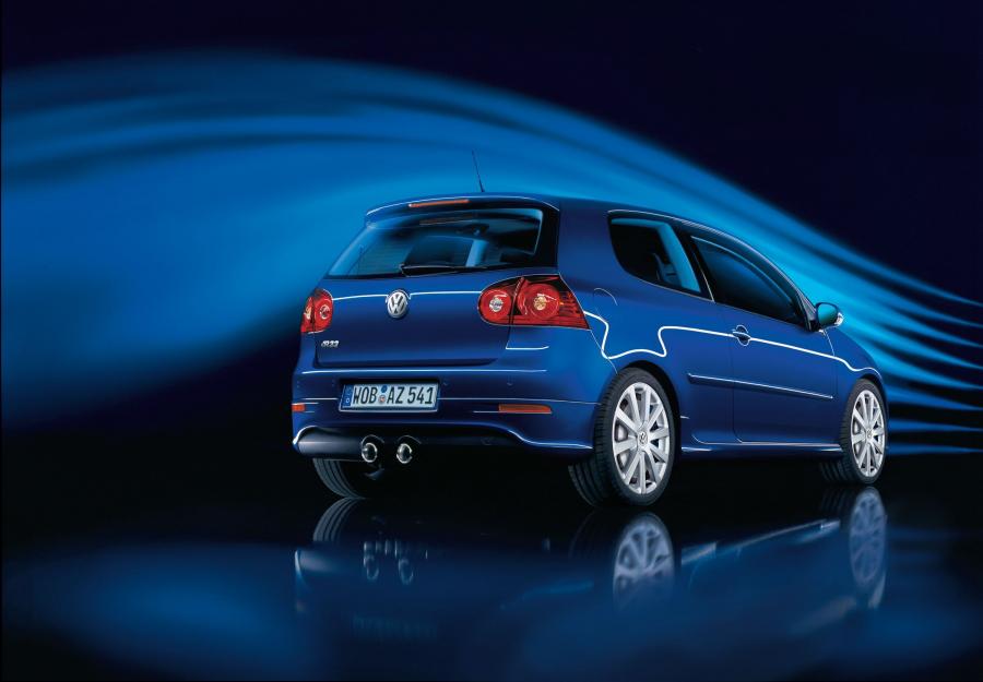  Volkswagen Golf R32 2006 года  (фото 3 из 48)